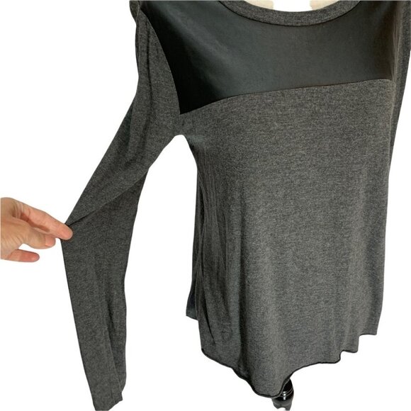 aritzia Wilfred Free Simone Grey Long Sleeve T-shirt Vegan Leather Inser… - Picture 3 of 10